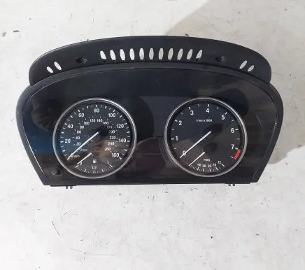 BMW 5 E60 E61 Speedometer (instrument cluster) 62119153753
