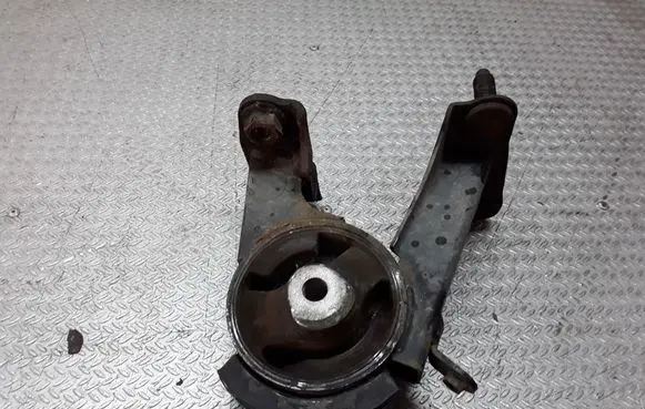 Toyota Auris 150 Engine mount bracket 123710D180