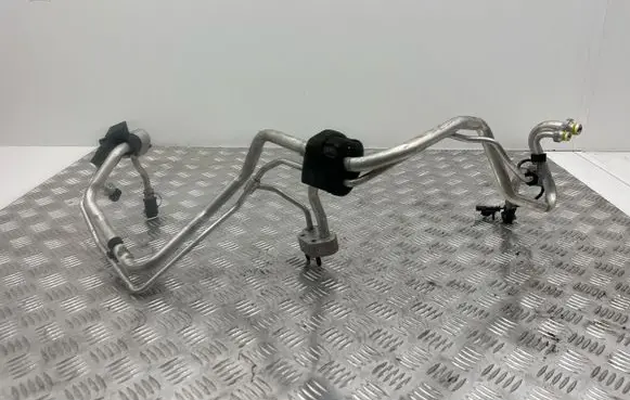 Volvo V60 Air conditioning (A/C) pipe/hose 31332763