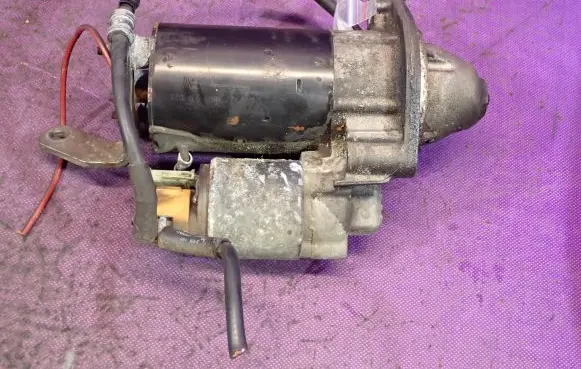 Audi A4 S4 B6 8E 8H Starter motor 06B911023