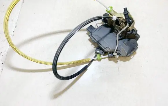 Audi A6 S6 C5 4B Rear door lock 4b0839016b