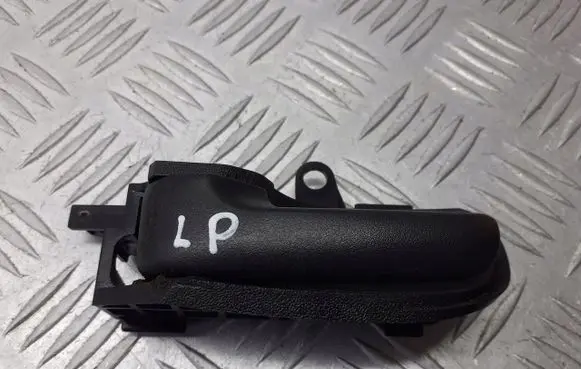 Toyota Yaris Front door interior handle