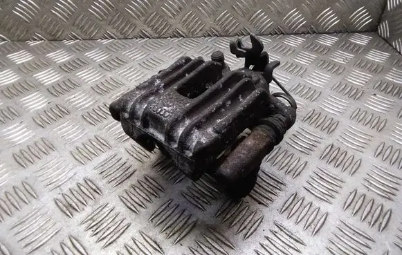 Skoda Superb B5 (3U) Rear brake caliper