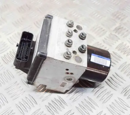 Volkswagen PASSAT B6 ABS Pump 16705715P 16705915