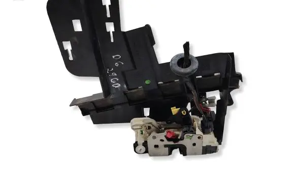 Dodge Nitro Rear door lock 1001853