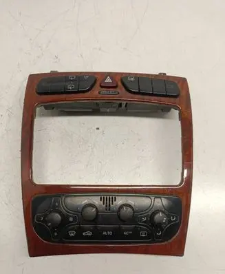 Mercedes-Benz C W203 Radio/GPS head unit trim A2036802539 2038218258