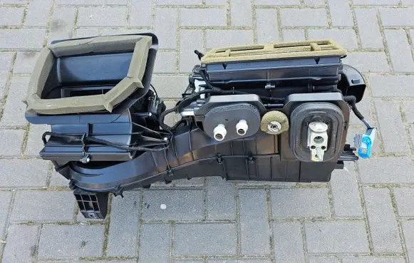 Jeep Wrangler Interior heater climate box assembly 