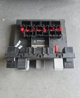 Volkswagen PASSAT B6 Comfort/convenience module 3C0937049AD F005V00630 06537315