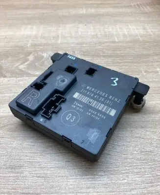 Mercedes-Benz E W211 Door control unit/module 2118704126 00006806Used