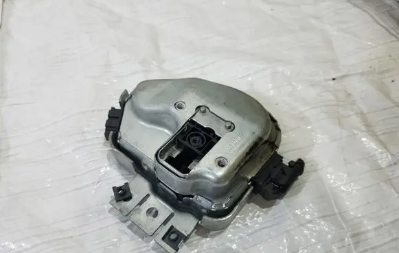Audi A6 S6 C6 4F Steering wheel lock 