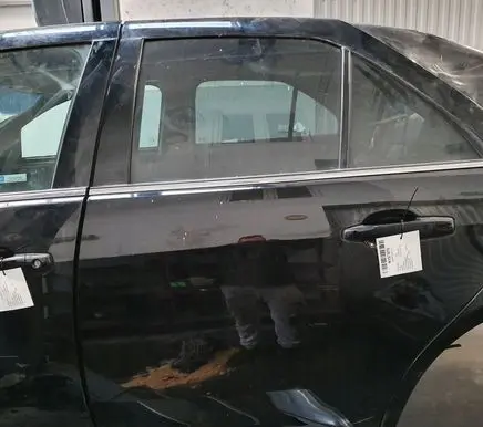 Cadillac STS Seville Rear door