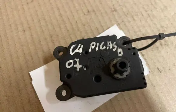 Citroen C4 I Picasso Air flap motor/actuator A21200500 EAB251