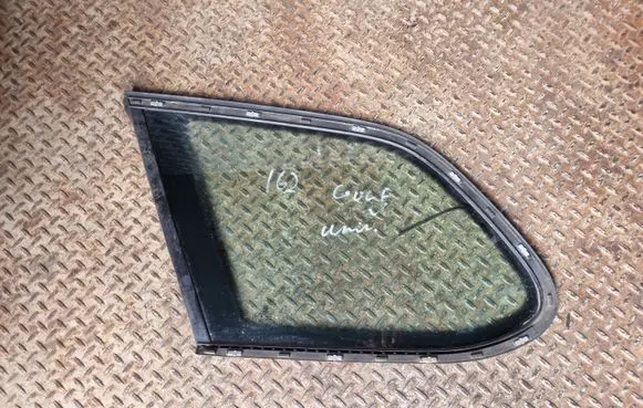 Volkswagen Golf VI Rear side window 1K9845297B