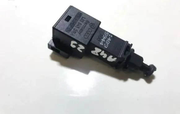 Audi A3 S3 8L Brake pedal sensor switch 1j0945511a 1489