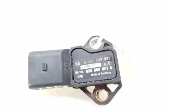 Volkswagen Golf V Air pressure sensor 038906051B