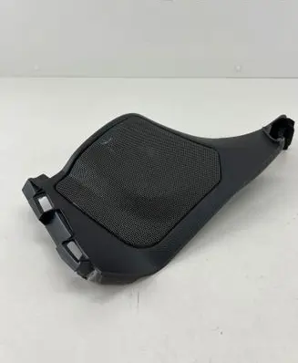 BMW 4 F36 Gran coupe Side speaker trim/cover 7321322 51467321322