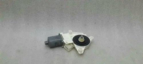 Mercedes-Benz ML W166 Front door window regulator motor A1669060201