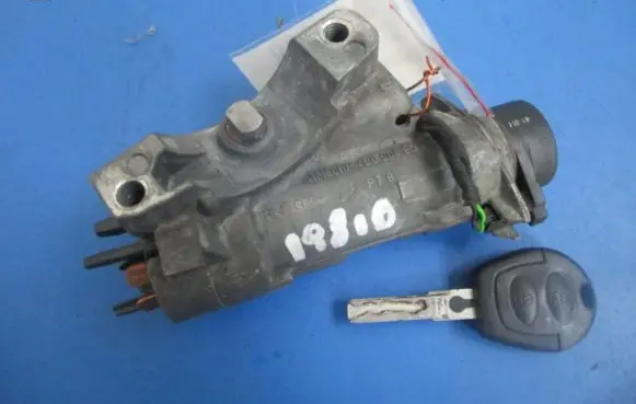 Seat Ibiza III (6L) Ignition lock 4B0905851C