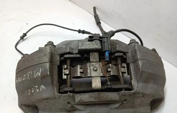 Mercedes-Benz C AMG W205 Front brake caliper A2055403406