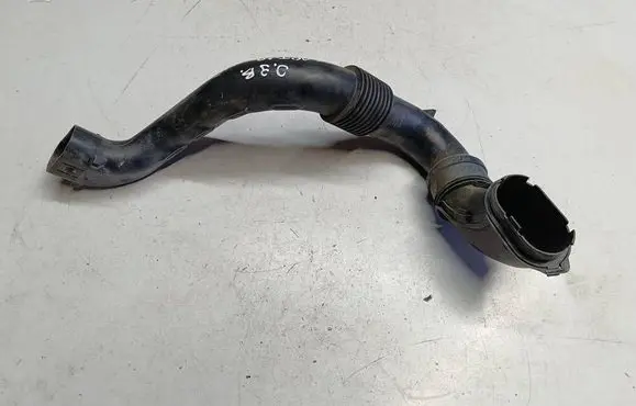 Renault Captur Air intake hose/pipe 165556691RU5 165556691R SA927