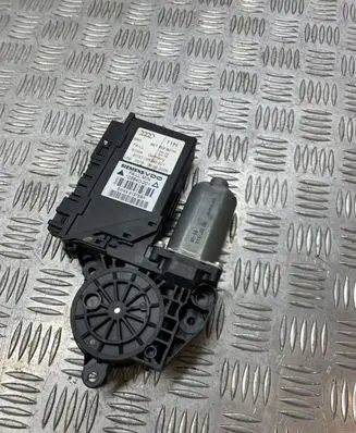 Audi A4 S4 B7 8E 8H Front door window regulator motor 8E1959801H