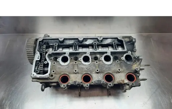 Volvo V50 Engine head 