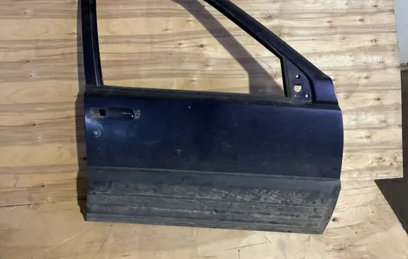 Jeep Grand Cherokee Front door