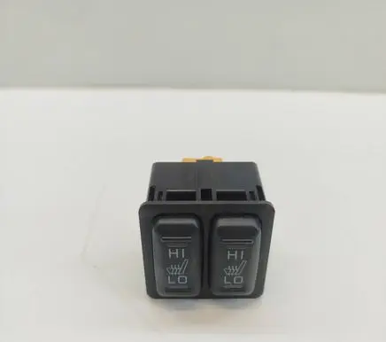 Mitsubishi Pajero Seat heating switch