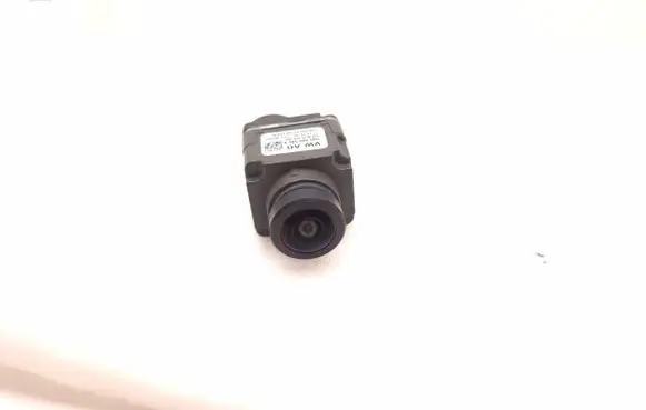 Volkswagen Tiguan Front bumper camera 5Q0980546A 1111148L