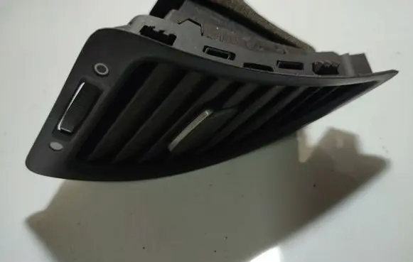 Honda Civic Dash center air vent grill 77330M5000M 77330-M5-000-M