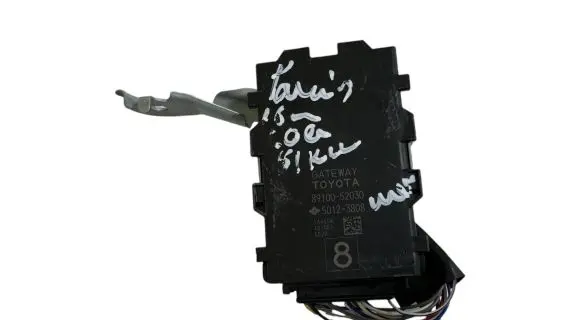 Toyota Yaris Gateway control module 8910052030 50123808