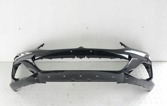 BMW 8 G14 Front bumper 8070558
