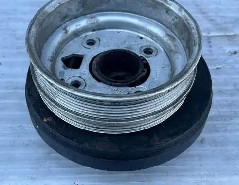 BMW 7 F01 F02 F03 F04 Crankshaft pulley 7570263