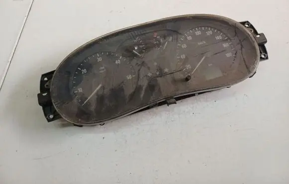 Opel Movano A Speedometer (instrument cluster) P8200032767