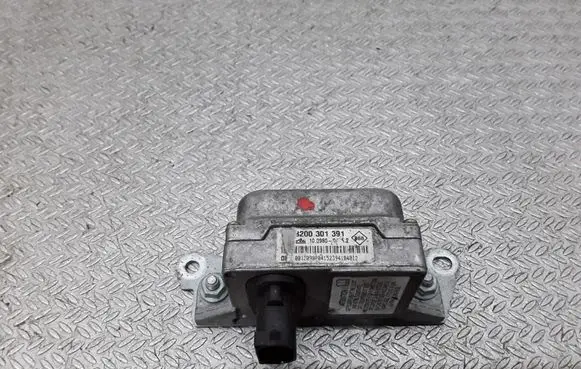 Renault Laguna II ESP acceleration yaw rate sensor 8200301391