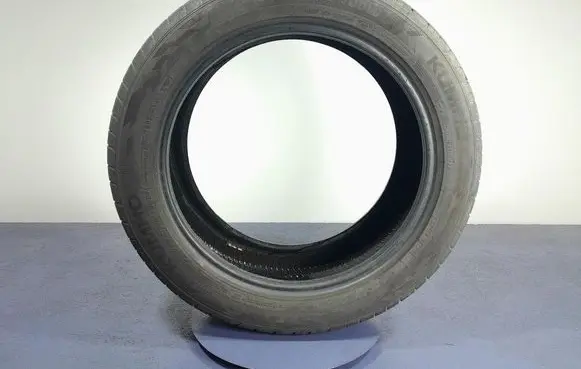 Opel Insignia A R17 summer tire 