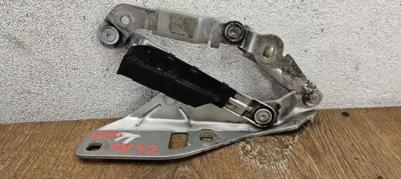 Audi TT TTS Mk2 Engine bonnet/hood hinges 8J0823301D