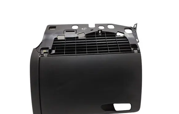 Glove box