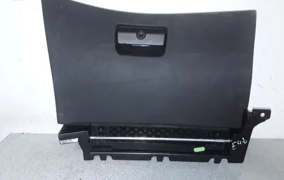 BMW 3 E46 Glove box set 51168203822 8203822