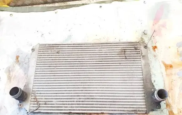 Toyota Avensis T250 Intercooler radiator jd1271002220 jd127100-2220