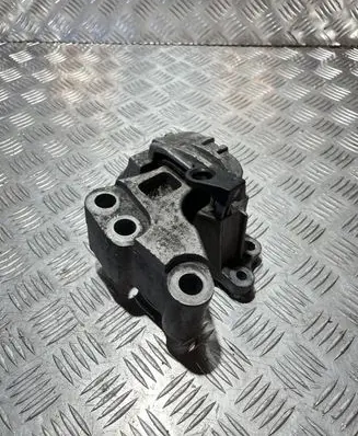 Jeep Renegade Engine mount vacuum valve 520497420