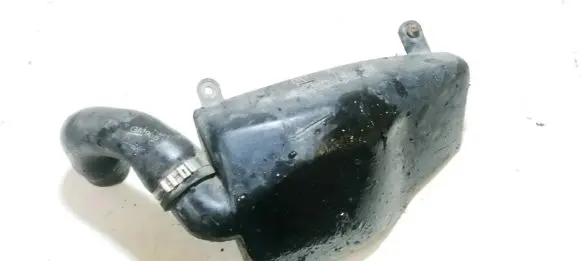 Intake resonator