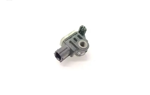Mitsubishi Outlander Airbag deployment crash/impact sensor 8651A165