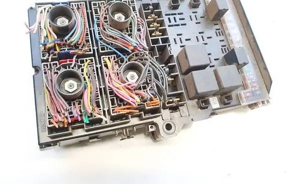 Dodge Grand Caravan Fuse box set p04707994ae 68832c