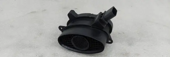 BMW 3 E90 E91 Mass air flow meter 7788744 0928400504