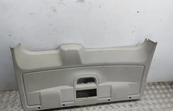 Chrysler Voyager Tailgate/boot cover trim set 