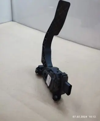 Audi A6 S6 C7 4G Accelerator throttle pedal 8K1723523A