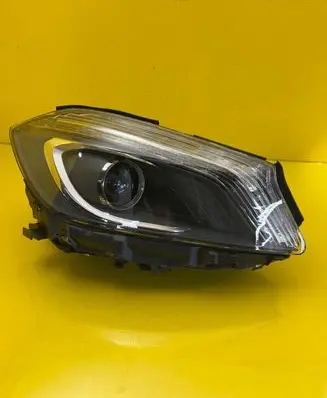 Mercedes-Benz A W176 Headlight/headlamp A1768202861