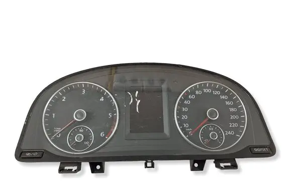 Volkswagen Caddy Speedometer (instrument cluster) 2K0920876A