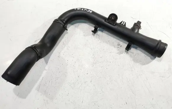 Volkswagen II LT Intercooler hose/pipe 2D0145840
